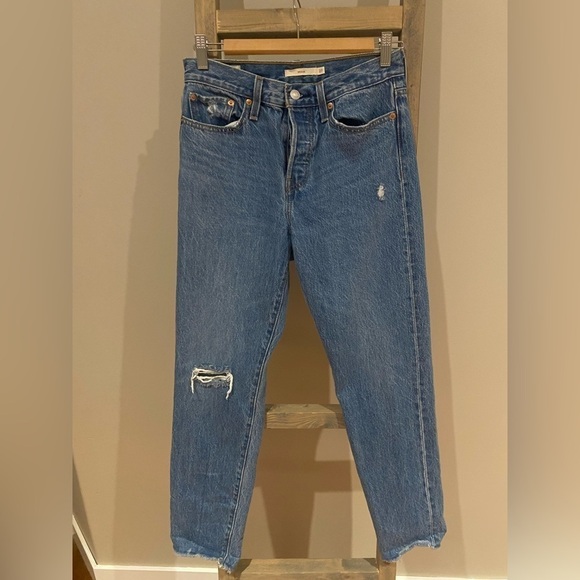 LEVI’S Wedgie icon jeans - Picture 2 of 10
